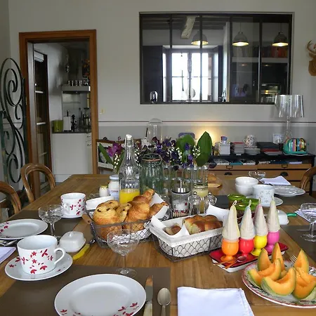 Entre Cour Et Jardin Couette-café