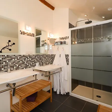 ベッド・アンド・ブレックファスト Entre Cour Et Jardin シャロン・アン・シャンパーニュ