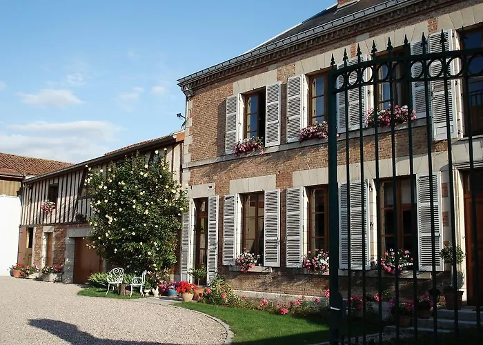 Entre Cour Et Jardin Couette-café *