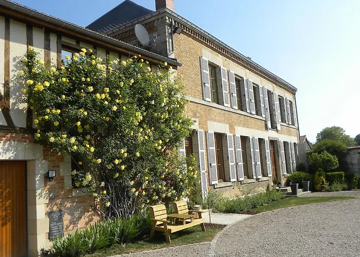 Couette-café Entre Cour Et Jardin